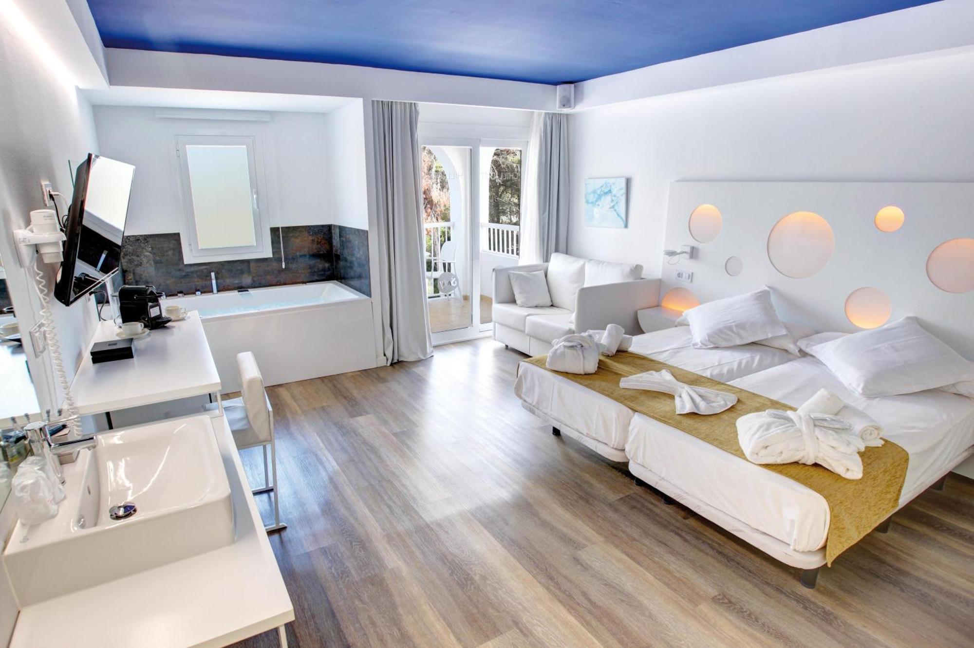 Отель Bq Cala Ratjada (Adults Only) Экстерьер фото