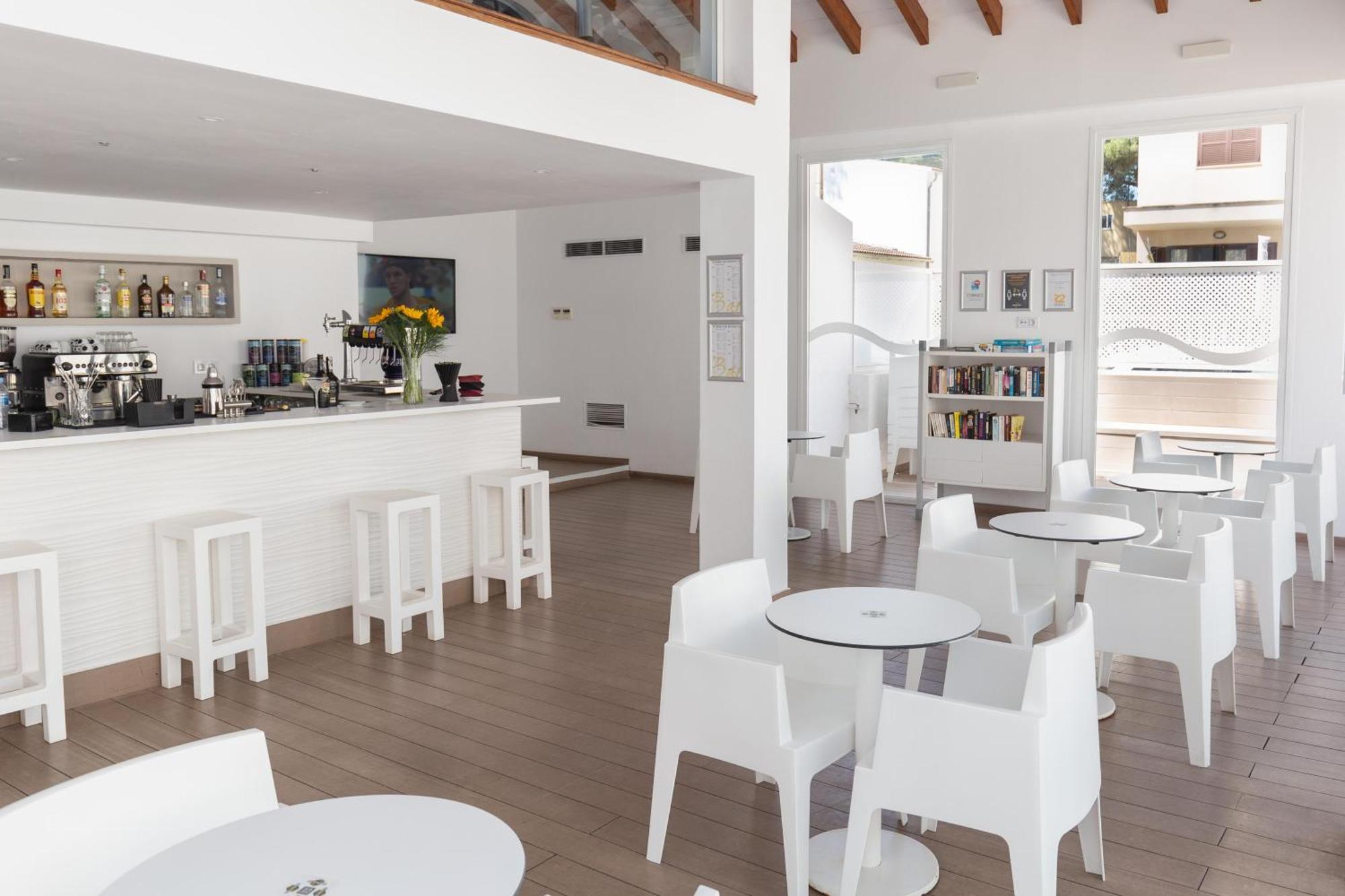 Отель Bq Cala Ratjada (Adults Only) Экстерьер фото