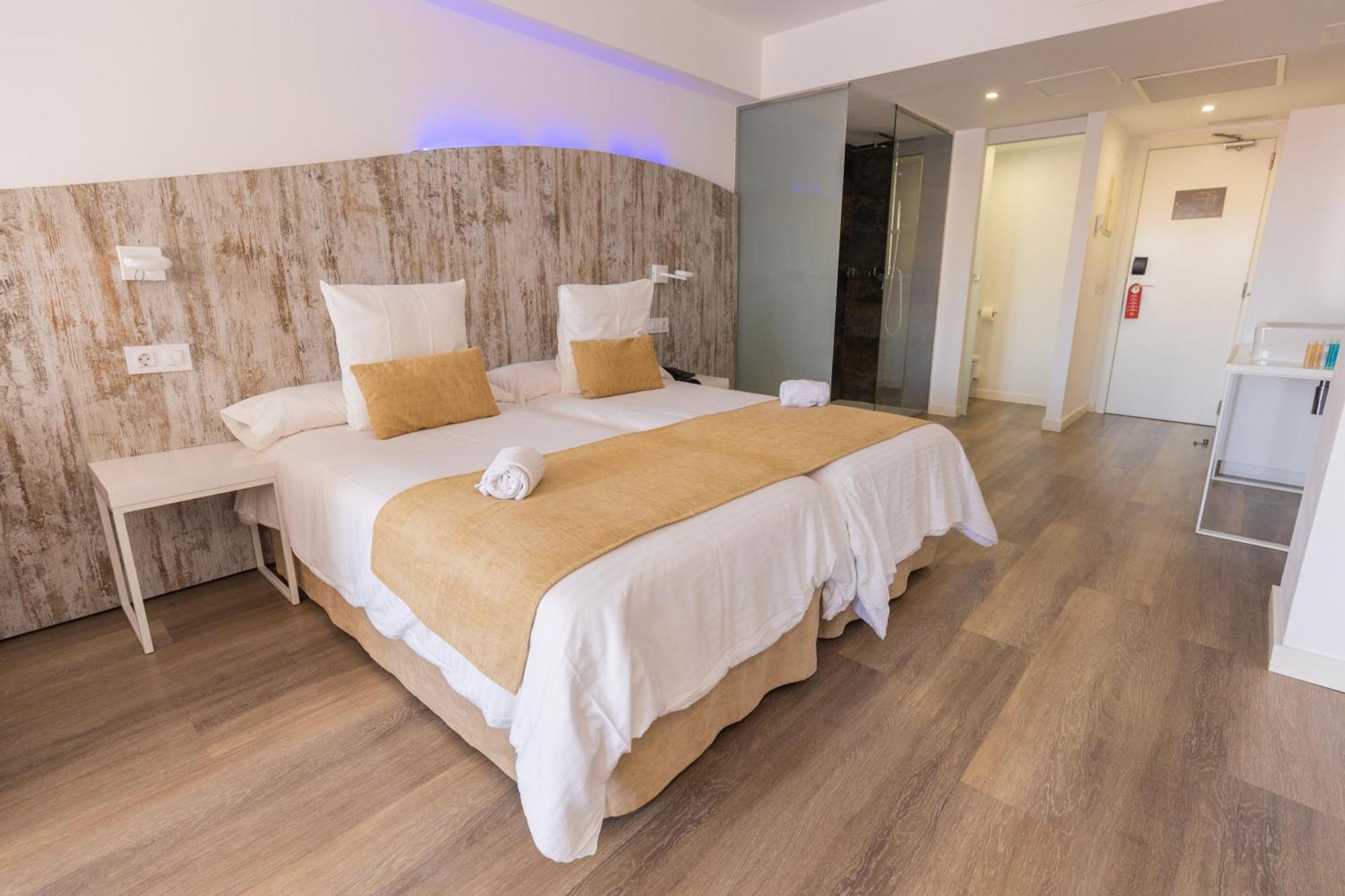 Отель Bq Cala Ratjada (Adults Only) Экстерьер фото