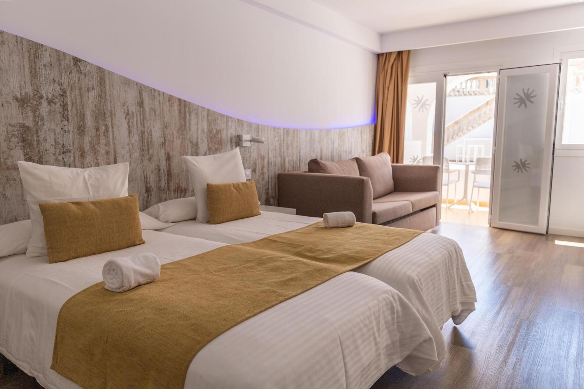 Отель Bq Cala Ratjada (Adults Only) Экстерьер фото