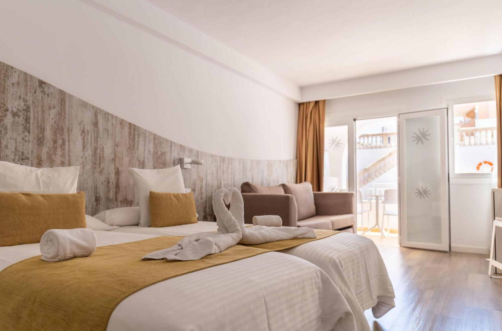 Отель Bq Cala Ratjada (Adults Only) Экстерьер фото
